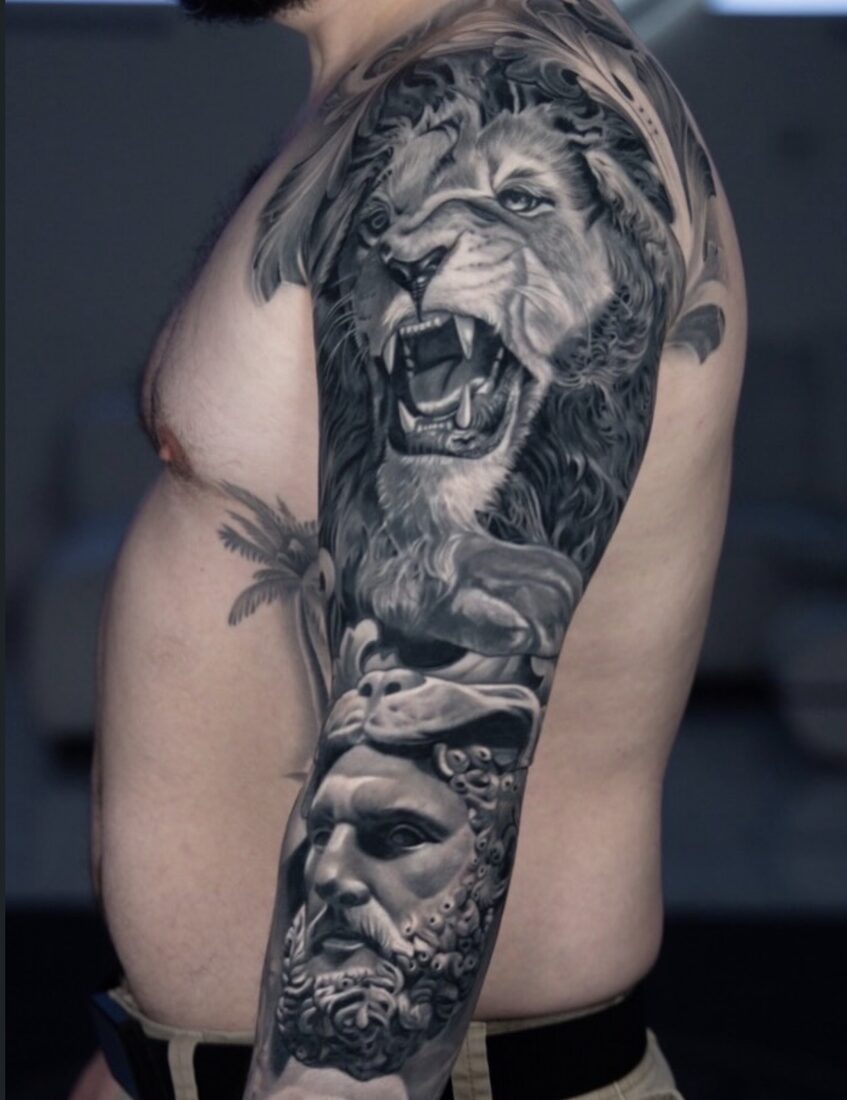 Black and grey realism tattoo by Robert Pho 3